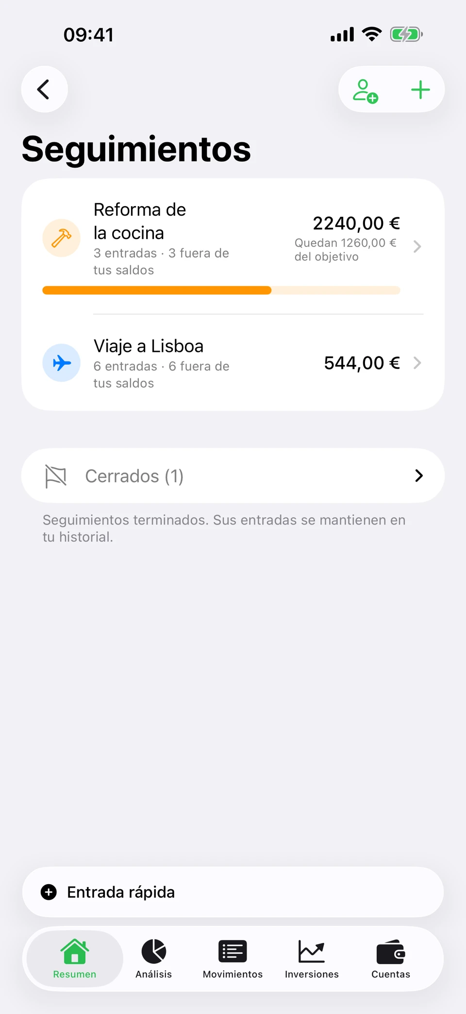 La pantalla Seguimientos de Arrel: un seguimiento de Reforma de la cocina con su avance sobre el objetivo, un Viaje a Lisboa con seis entradas y una sección con los seguimientos ya cerrados.